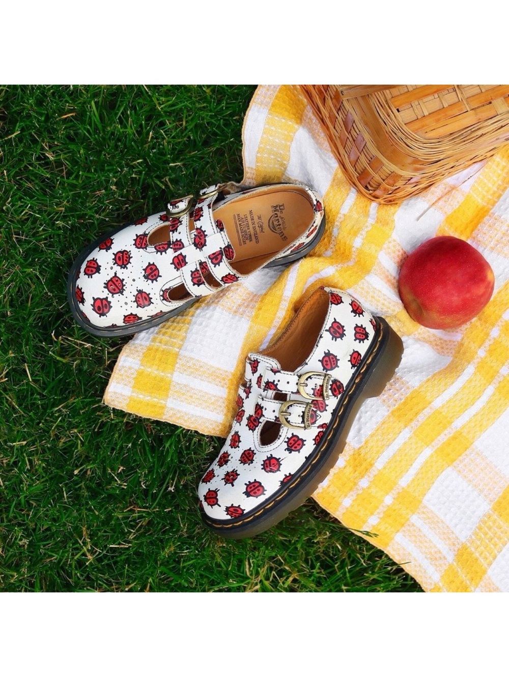 Dr. Martens 8065 Ladybug Print Mary Jane England UK 5 GUC
